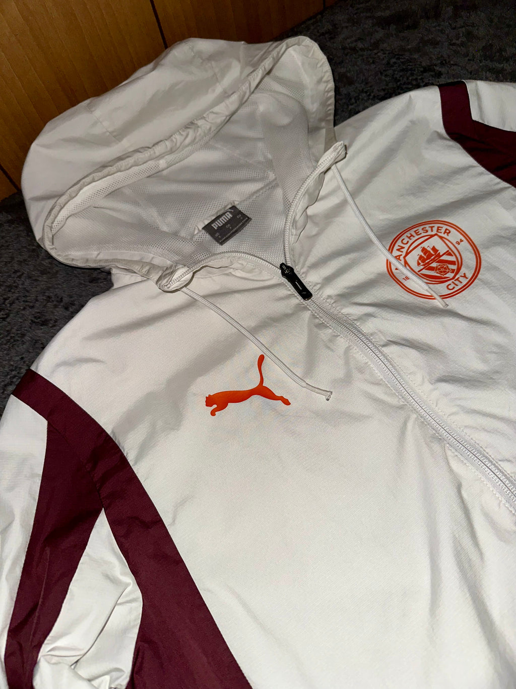 TRACKSUIT MANCHESTER CITY • BIANCO / BORDEAUX