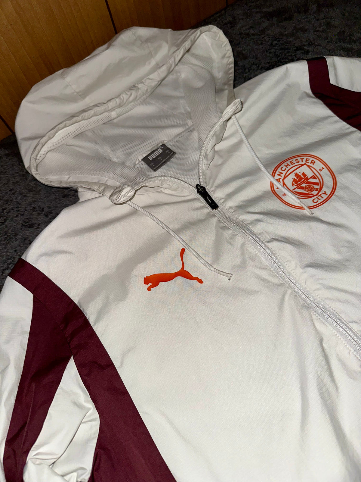 TRACKSUIT MANCHESTER CITY • BIANCO / BORDEAUX