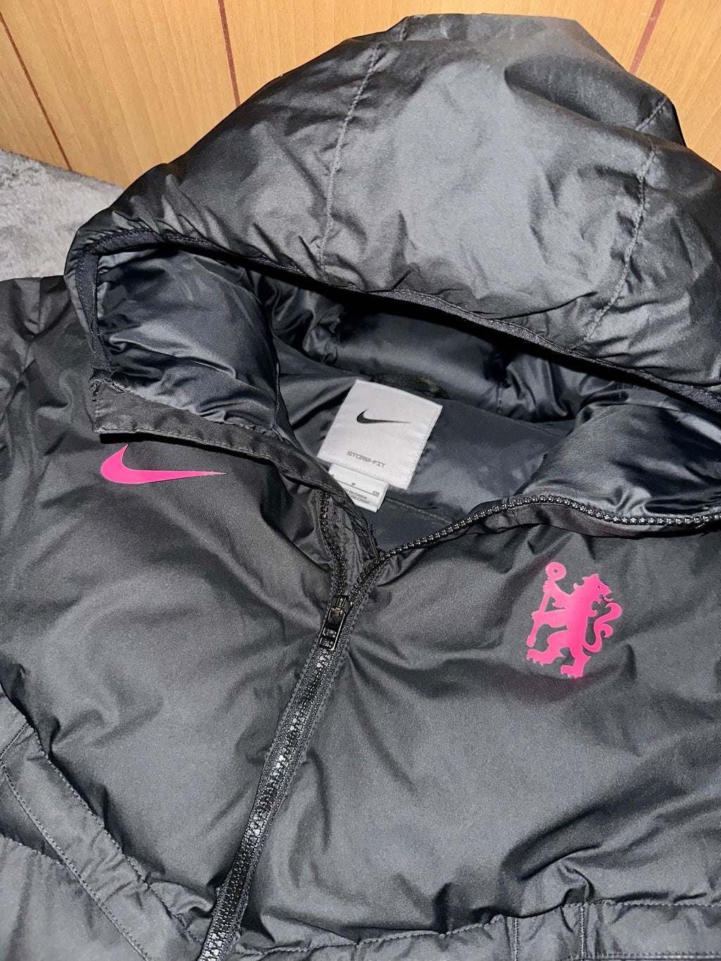 PARKA CHELSEA • NERO / ROSA