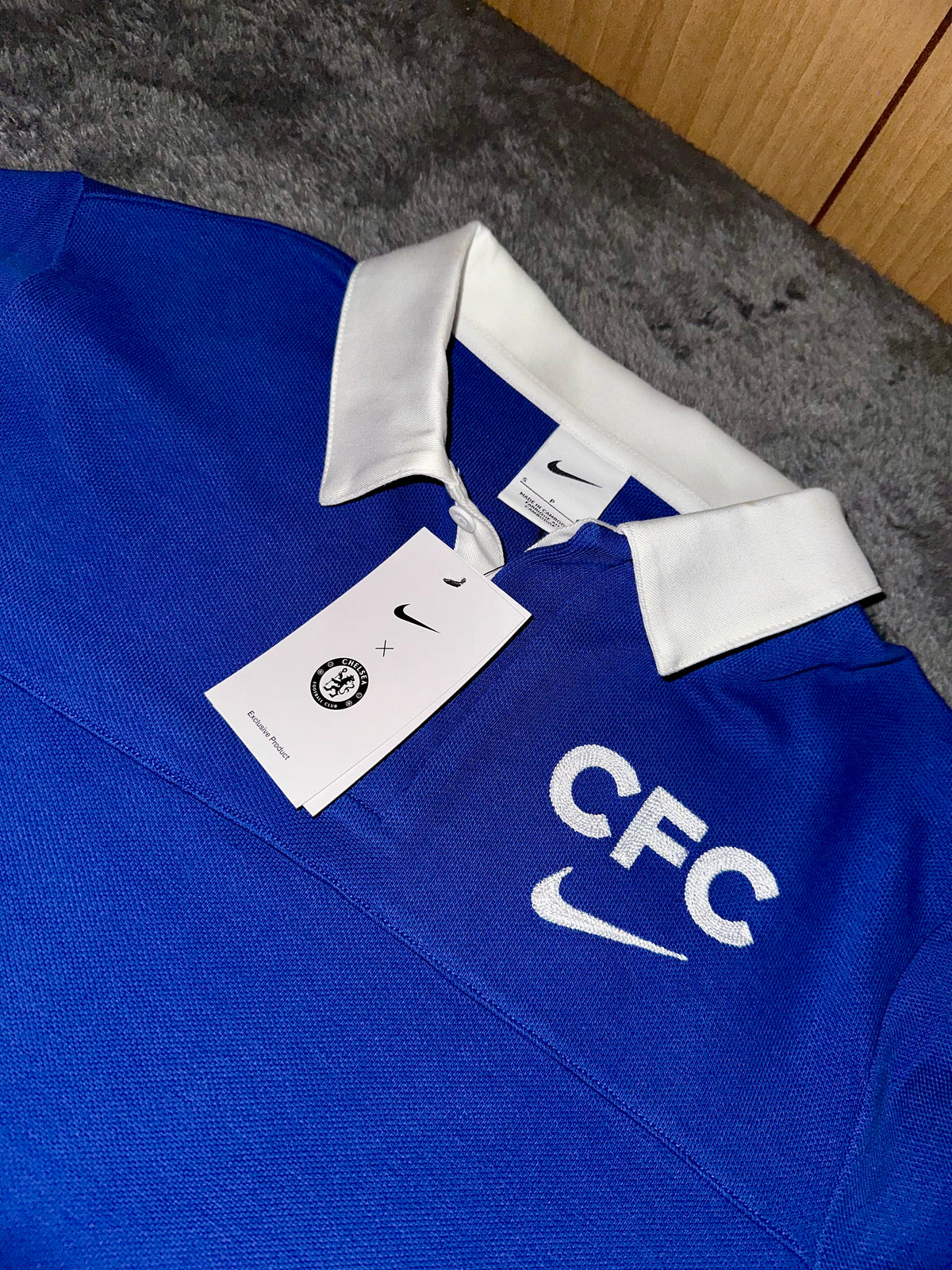 LONGSLEEVE CHELSEA • BLU / BIANCO