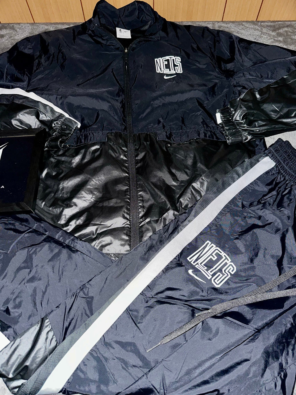 TRACKSUIT BROOKLYN NETS • NERO / BIANCO