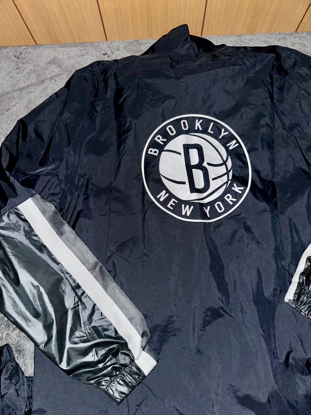 TRACKSUIT BROOKLYN NETS • NERO / BIANCO