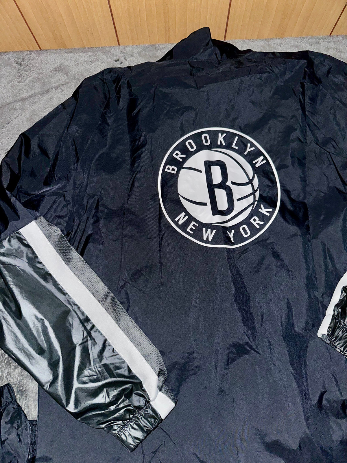 TRACKSUIT BROOKLYN NETS • NERO / BIANCO