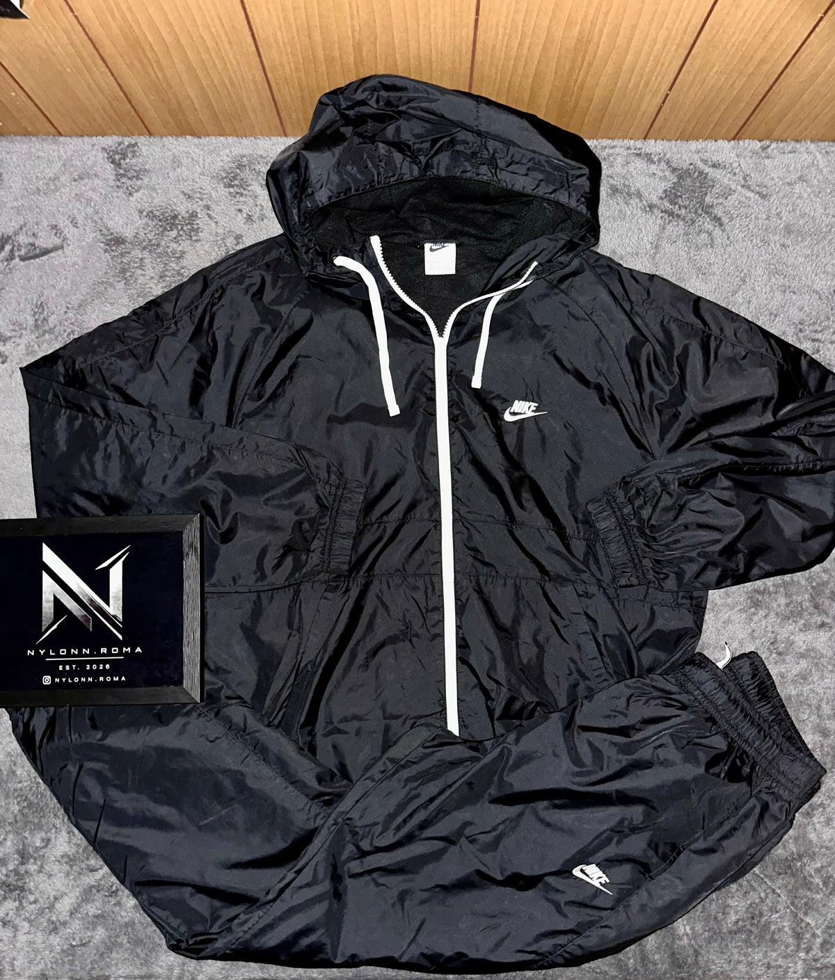 TRACKSUIT NIKE BLACKNIGHT • NERO / BIANCO