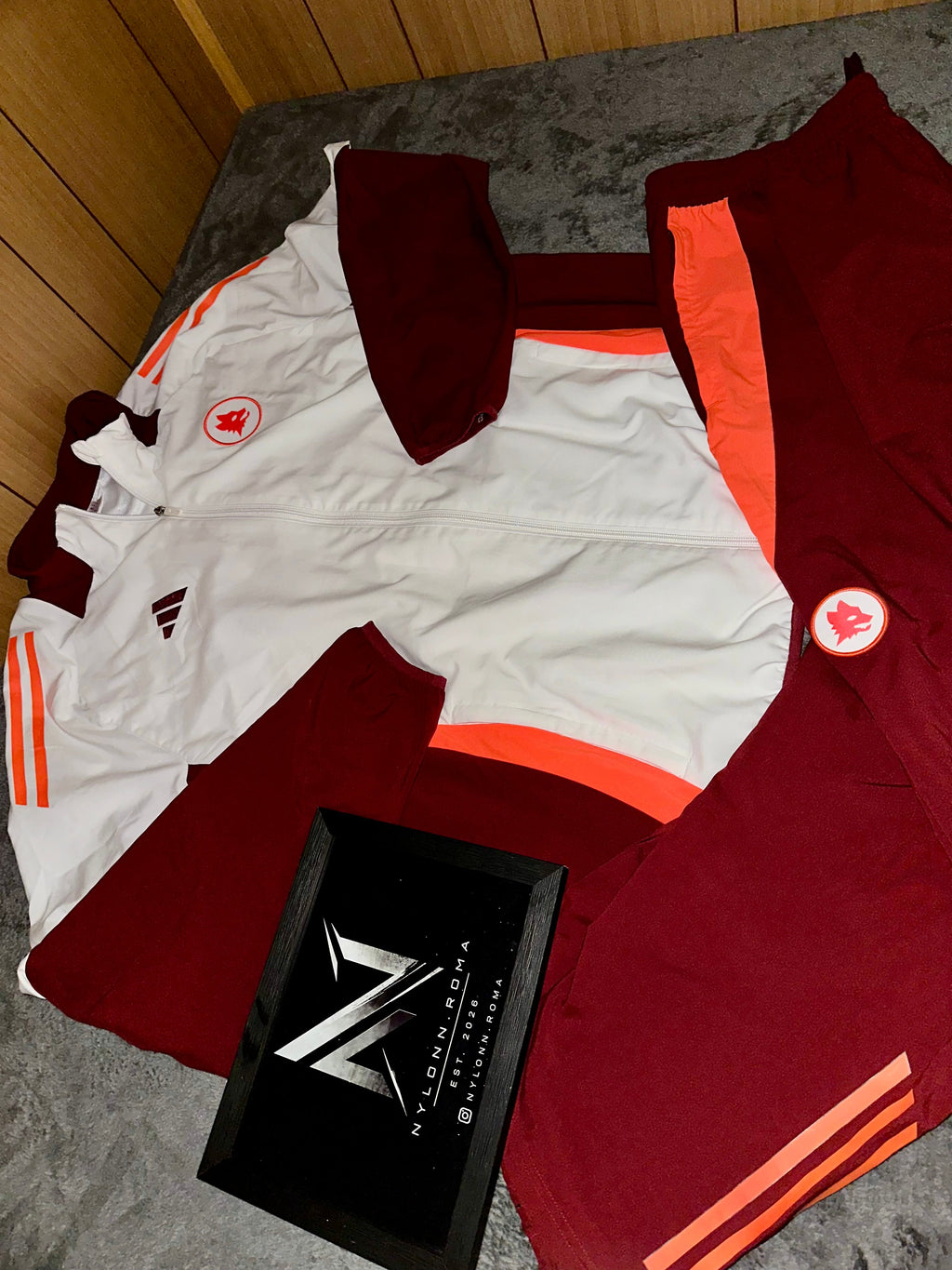 TRACKSUIT RAPPRESENTANZA AS ROMA • BIANCO / BORDEAUX / CORALLO