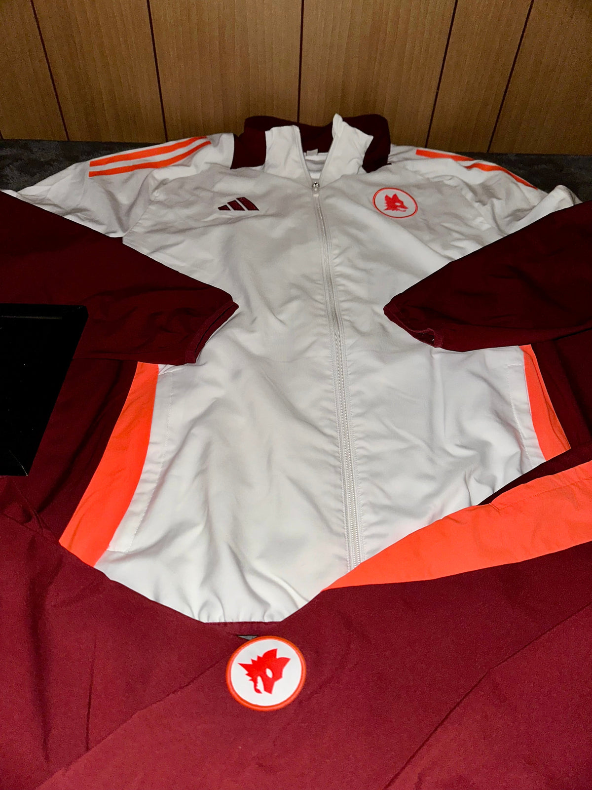 TRACKSUIT RAPPRESENTANZA AS ROMA • BIANCO / BORDEAUX / CORALLO