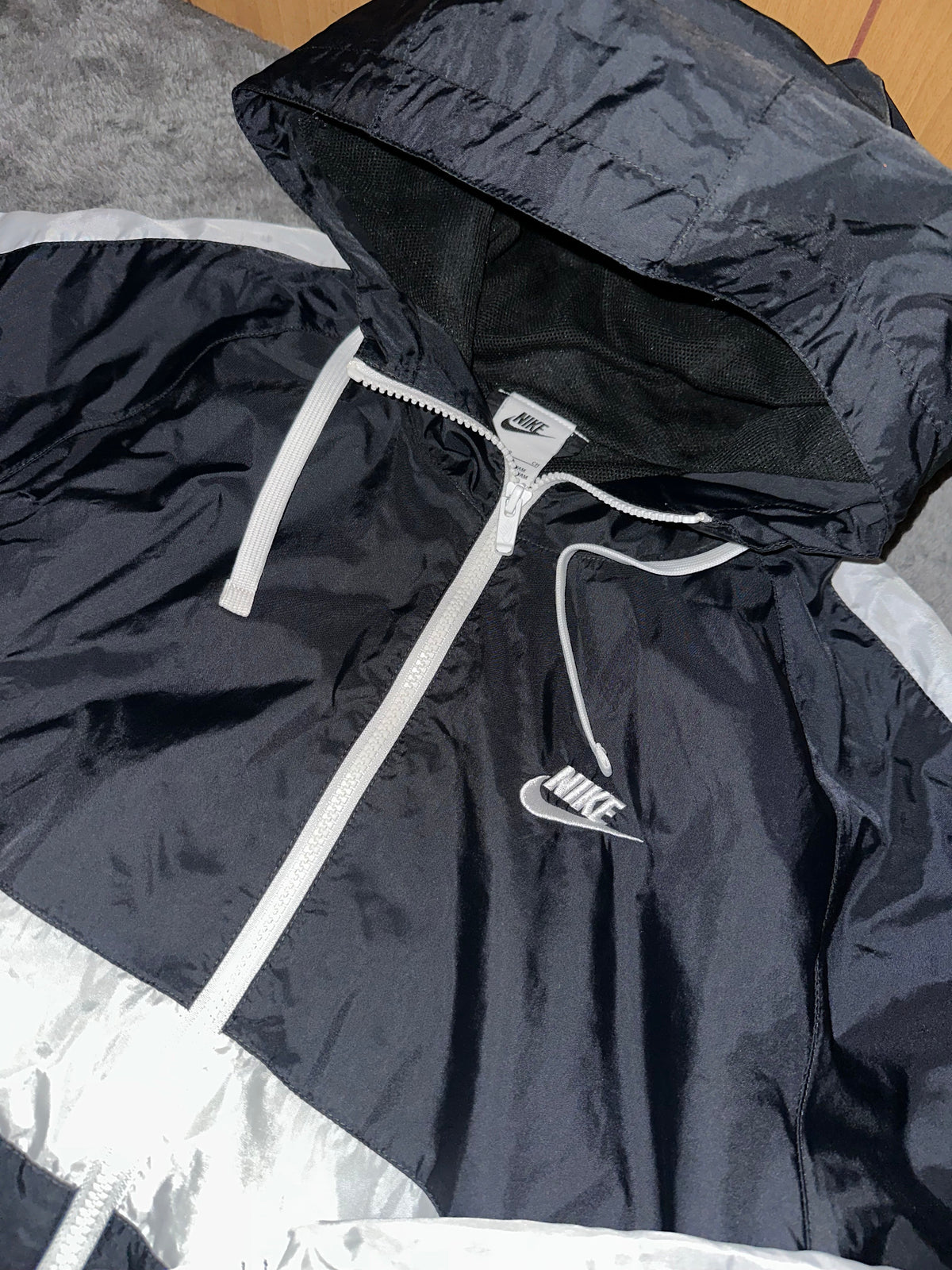 TRACKSUIT NYLON NIKE BLACK’N WHITE • NERO E BIANCO