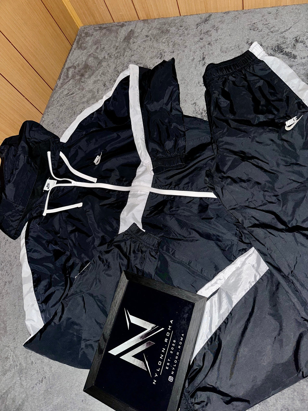 TRACKSUIT NYLON NIKE BLACK’N WHITE • NERO E BIANCO