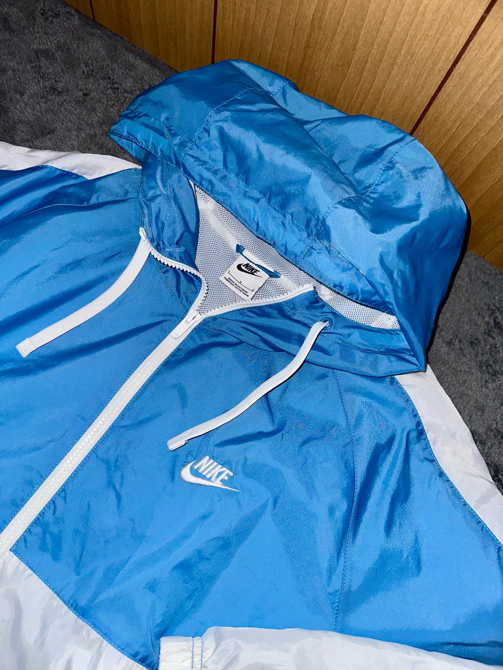 TRACKSUIT NIKE EAGLE’S CON BANDE • AZZURRO / BIANCO
