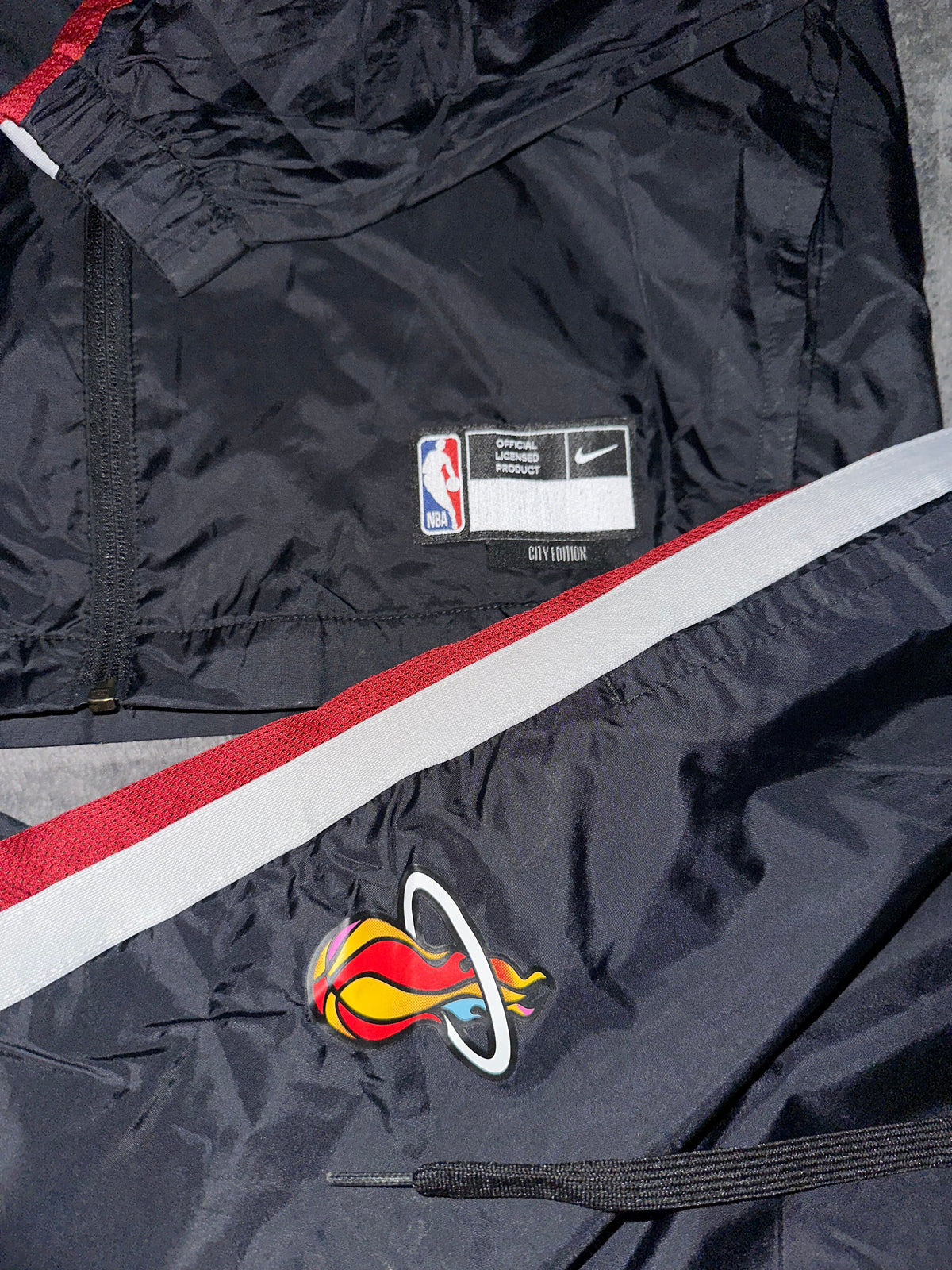 TRACKSUIT NIKE MIAMI HEAT • NERO / ROSSO / BIANCO
